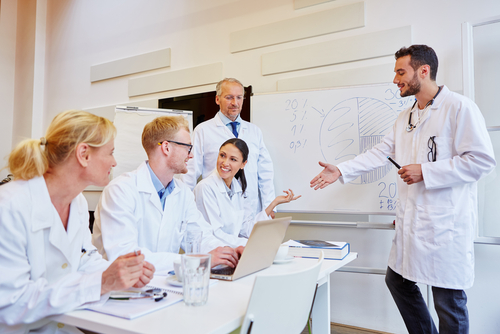 Организация и проведение практических семинаров по типированию групп крови